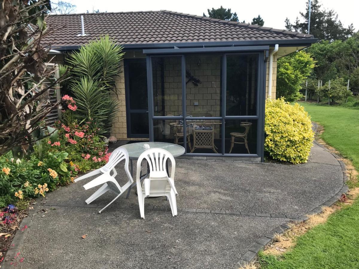 Bed and Breakfast Silverdale Garden Studio Orewa Exterior foto